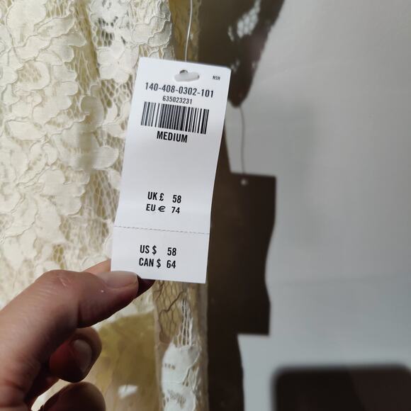 NWT Abercrombie & Fitch Women's Sz M Cream Lace Top Keyhole Tie Back - Picture 5 of 8